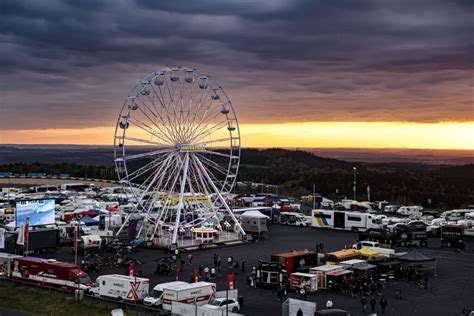 ADAC RAVENOL 24h Nürburgring Das Vollgas Festival in der Grünen Hölle