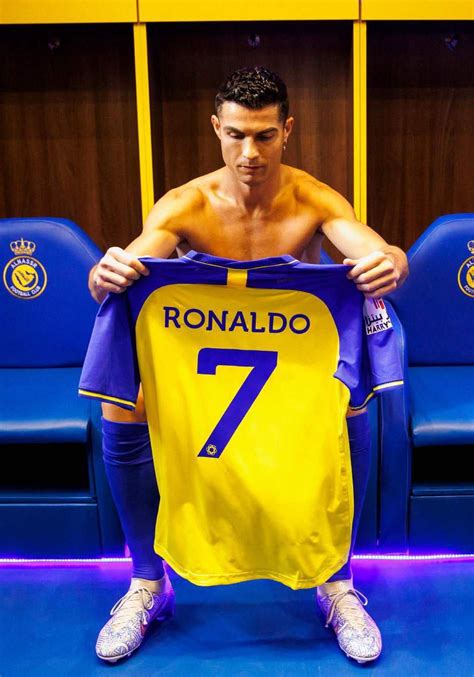 Cristiano Ronaldo Al Nassr Wallpapers Top Free Cristiano Ronaldo Al