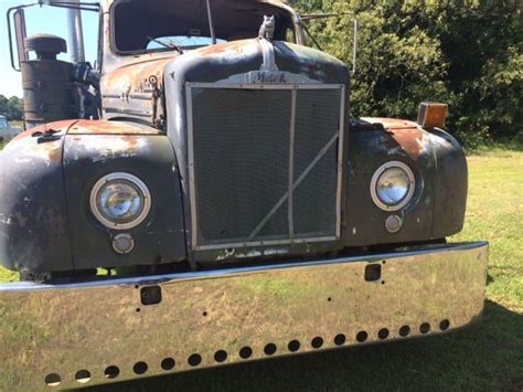 1963 Antique Mack Model B61 Truck Tandem Axle Thermodyne 711 Engine Cab