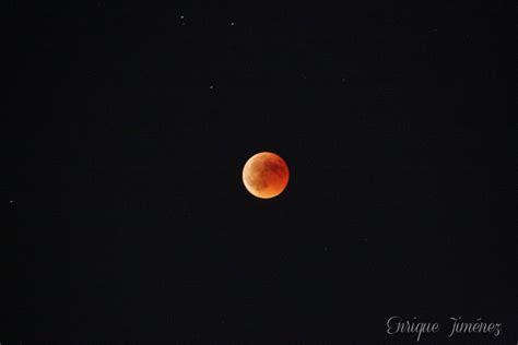 LUNA DE SANGRE