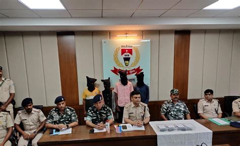 हजारीबाग पुलिस को मिली बड़ी सफलता प्रतिबंधित संगठन टीपीसी के चार