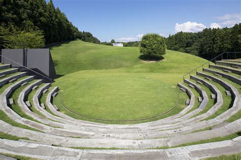 Gallery of White Arbor and Open Air Theater / APL design workshop - 3