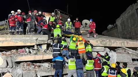 Antakya da 149 uncu saatte mucize Sağ çıkarıldı