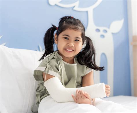 Paediatric Orthopaedic Surgery - Avisena Women's & Children's Specialist Hospital