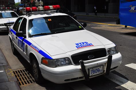 Nypd Auxiliary Highway Patrol Ford Crown Victoria Rmp Flickr