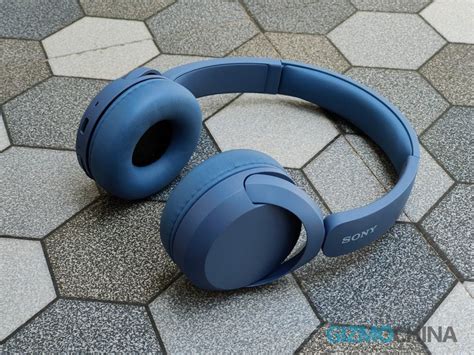 Sony Wh Ch Wireless Headphones Review Long Lasting And Feature