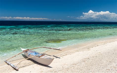 Best Beaches in the Philippines - Suma Asia Travel Guide