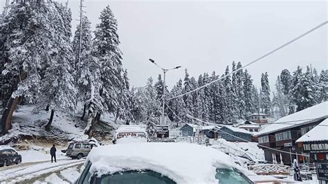 Gulmarg Receives Fresh Snowfall