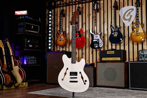 Fender Tom Delonge Starcaster Satin Olympic White Guitar Gear Giveaway