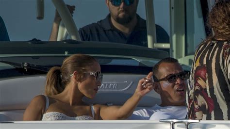 Jennifer Lopez In Bikini On Yacht In Positano Hot Celebs Home