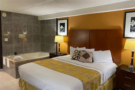 15 Best Hotels in Southfield, MI for 2024 (Top-Rated Stays!)