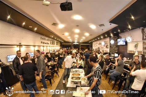 Loucos Por Ti Steakburger Pr Inaugura O Da Hamburgueria Mais Louca