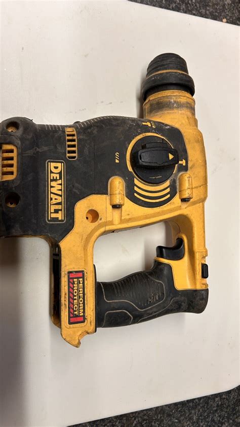 Dewalt Dch253 18v Sds Plus Rotary Hammer Not Working Spare Or Repair 5035048439111 Ebay