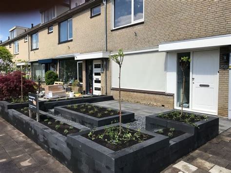 Pin Van Jeannette Dings Op Tuinen In Voortuin Voortuinidee N Tuin