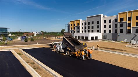 Professional Driveway Sealcoating Illinois Asphalt Pavement Services