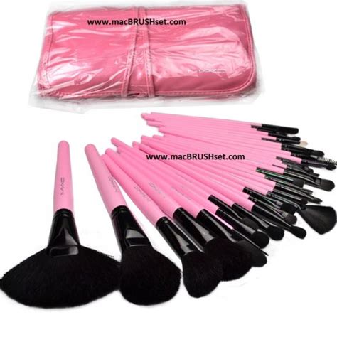 Bobbi Brown Makeup Brush Set MAC: 2012 Professional MAC brush set, 32 pcs in PINK! NEW