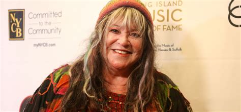 Melanie Singer At Woodstock With Chart Topping Song ‘brand New Key Dies At 76 Years Old