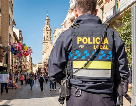 Dos detenidos por vender droga en la calle Múgica y el Casco Antiguo