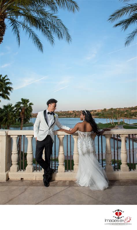 Reflection Bay Las Vegas Golf Course Wedding Couple overlooking the ...