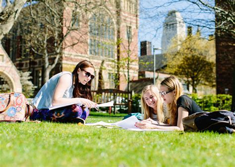 University Of Leeds Fees Reviews Rankings Courses Contact Info