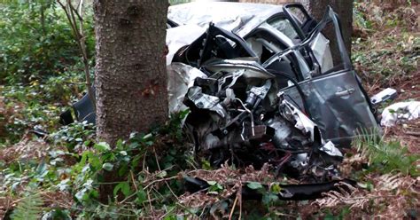 Teenager 17 Stirbt Bei Schwerem Verkehrsunfall Bei Losheim