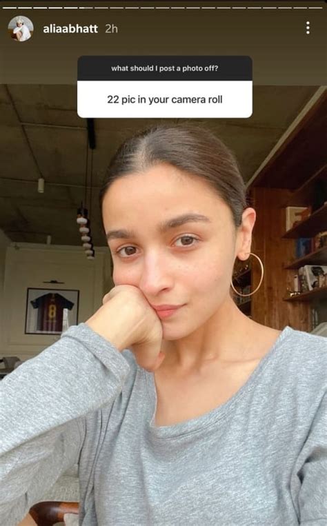 Alia Bhatt Shares A Stunning No Makeup Selfie Is That Ranbir Kapoors