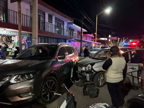 Un Automóvil Y Una Camioneta Protagonizaron Aparatoso Choque En Pabellón De Arteaga Periodico