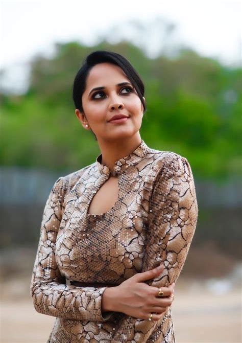 Pin By Rj On Anasuya Bharadwaj Hot Actresses Actresses Indian Celebrities