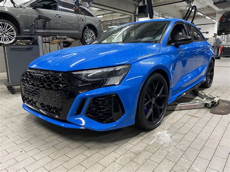 The New Rs3 Looks Stunning Especially In Turbo Blue Raudi