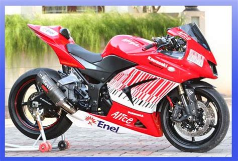 Modifikasi Kawasaki Ninja 250R FI ABS Sporty Simple Acre