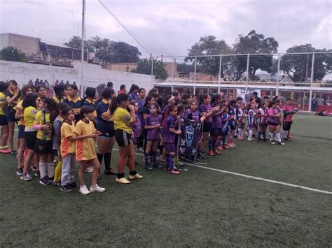 El Club Fiel y su trabajo de mantener vivo el fútbol femenino Diario