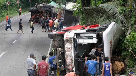 Philippines Accident 20 Killed 44 Injured In Pile Up