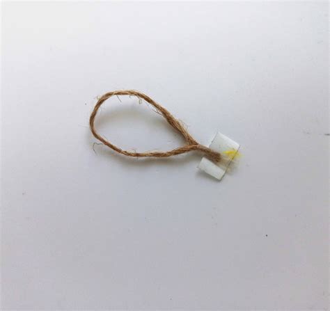 Popsicle-Stick-Christmas-Tree-Ornament-Process-11 - In The Playroom