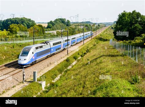 Tgv Line Hi Res Stock Photography And Images Alamy