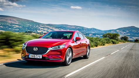 Mazda6 Saloon 2015 Pictures Carbuyer