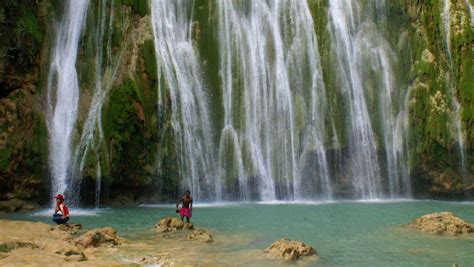 El Limon Waterfall