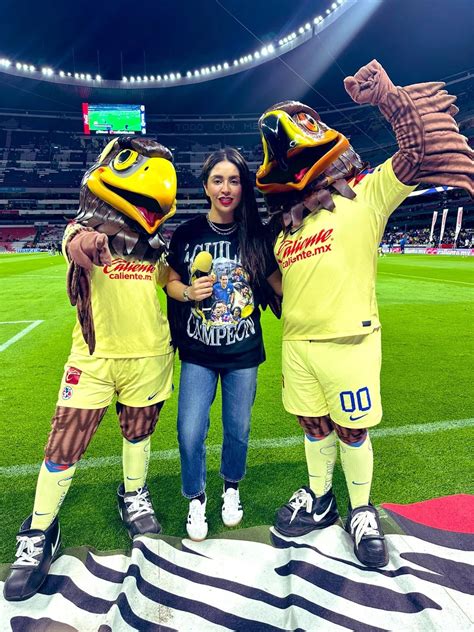 ¿quién Es Nina Cervantes La Voz Femenina Del Estadio Azteca En Los