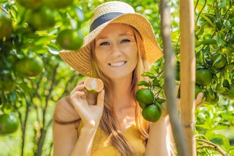 Premium Photo Portrait Of Attractive Farmer Woman Is Harvesting