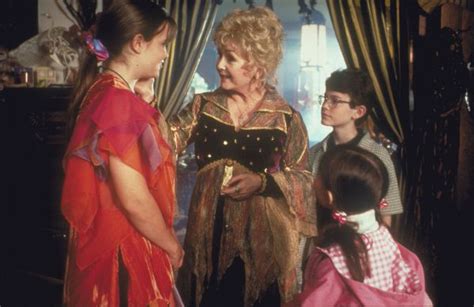 Halloweentown (1998) - Duwayne Dunham | Cast and Crew | AllMovie