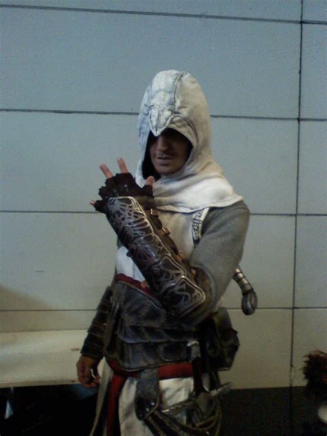 Fruity Like Adobo Isn't • Most amazing Altair cosplay I’ve ever seen ...