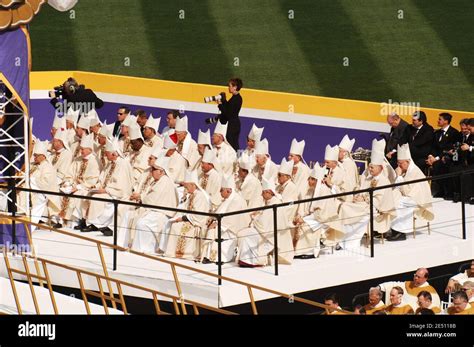 Atmosphäre als Papst Benedikt XVI Am 20 April 2008 zur Feier der