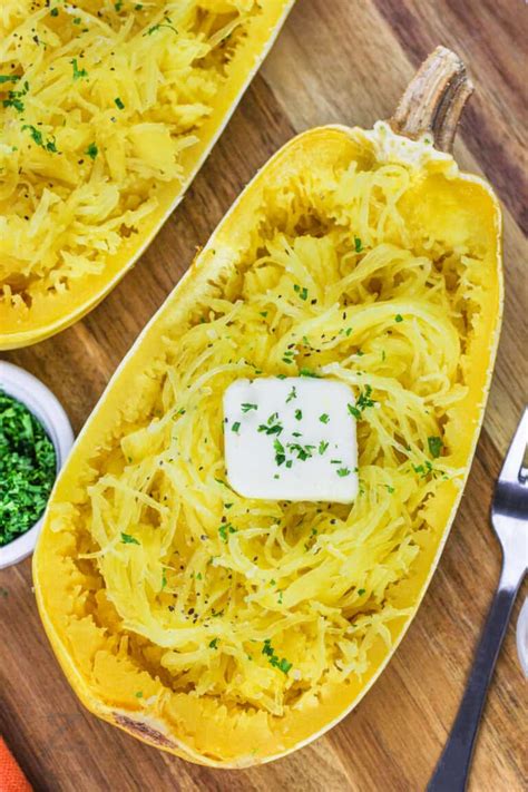 how to cook spaghetti squash in the microwave