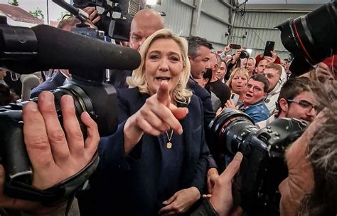 Résultats législatives 2022 Marine le Pen se réjouit dune