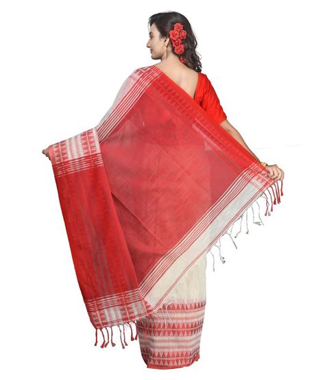 Crochetin White Red Bengal Handloom Saree Buy Crochetin White Red