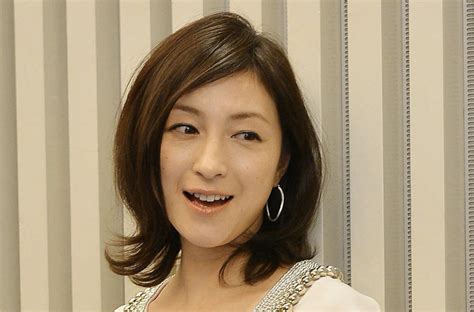 広末涼子がw不倫で無期限謹慎 有名シェフと佐藤健「決定的な違い」 News Everyday