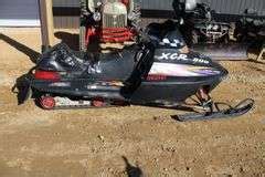 2000 Polaris 800 Indy Snowmobile Lee Real Estate Auction Service