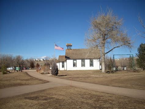 Explore Colorado: Chatfield Botanic Gardens-The School House, The Siloh, and The Treehouse