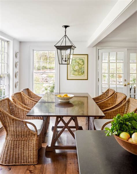 21 Beach Cottage Décor Ideas That Feel Cozy and Coastal