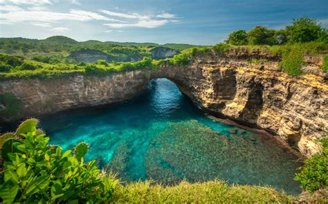 BUKIT TELETUBBIES NUSA PENIDA Guide To Teletubbie Hills