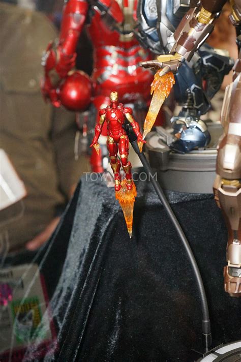 SDCC 2015 Hot Toys Marvel At Sideshow Booth The Toyark News